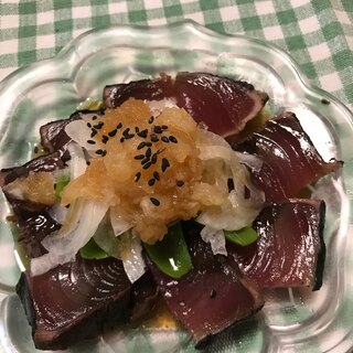 新玉ねぎと鰹のサラダ仕立て